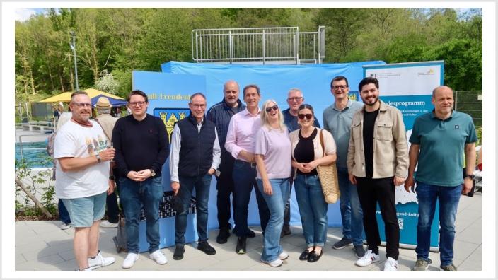 CDU Freudenberg bei der offiziellen Eröffnung des sanierten Freibads im Gambachtal